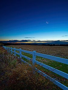 Horizons fenced-moon-phil-koch
